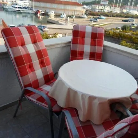 Daire In With Sea View, Balcony, Air Conditioning Wifi 5153-4 *