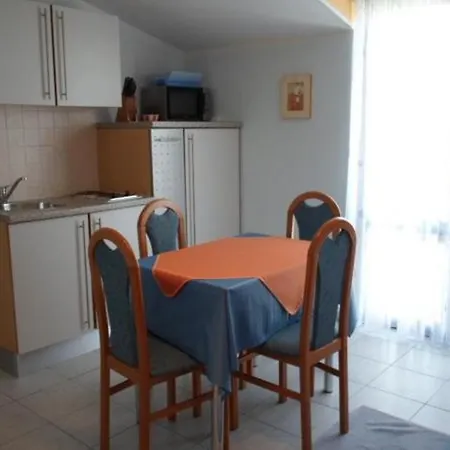 In With Sea View, Balcony, Air Conditioning Wifi 5153-4